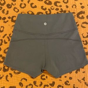 lululemon In Movement HR Short 2.5"